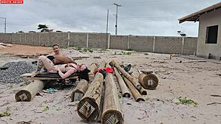 Carpenter Gets Surprise Payment from Owners