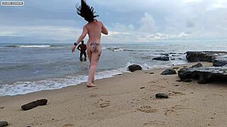 I fucked two milfs and came for them to suck my cum.