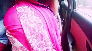 car sex indian romance beautiful sexy saree housewife with boyfriend telugu dirty talks 😍