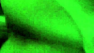 Ung fitte 18+ får dyp creampie dypt inni