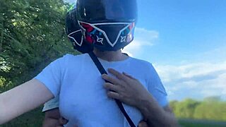 recogí un cliente de didi sin sostén y se dio cuenta de mis grandes tetas