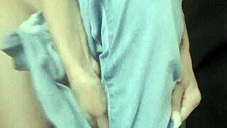 Teacher sends nudes, tight vagina 😘