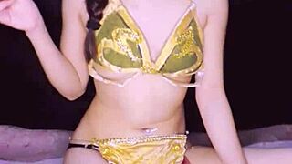 Cute Teen Dances As Leia In Star Wars.