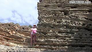 Couple Gets Anal Creampie Outdoors On Holiday