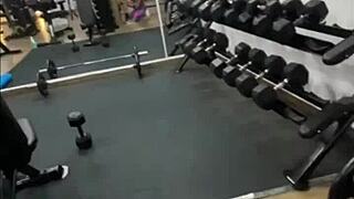 i fuck her hard while trainin and cum in mouth