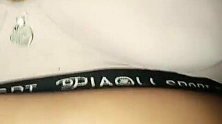 Paling hot mamasuka kontol ke memek ibu mertua.