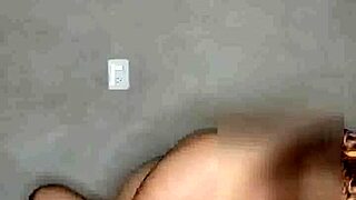 Homemade amateurs couple enjoys cogiendo rico with wife bent over ass in passionate session. They explore every position together.