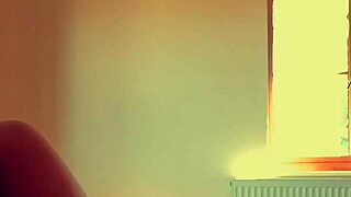 Hot British Milf Squirting Pussy Solo