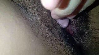 I'm masturbating and moaning, come fuck me now!