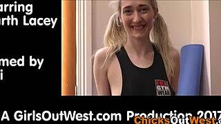 Buttplugged Skinny Aussie Masturbates Backstage With Toys