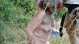 Esclave F Sur L'autoroute Uro Et Fellation!