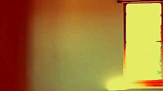 Hot British Milf Squirting Pussy Solo