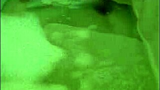 Bride masturbates to orgasm in solo bath with toys.