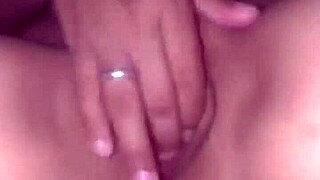 louca de tes�o molhadinha bucetao solo orgasm session