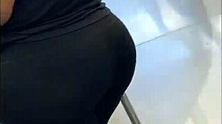 what's that big ass doing in voyeur view?