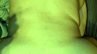 Latina whore deepthroats in hotel with hijastro agreement