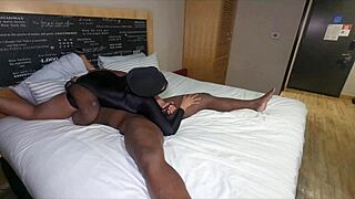 new freaky smut light skin hoe getting slutted out