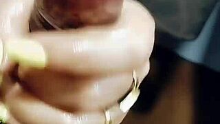 beautifull girl sucking cock like lolipop