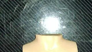 Me hago una paja rusa con las pequeñas tetas de dolly