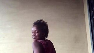 crazy bitch twerks big ass outdoors