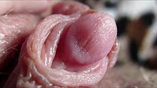 check out this big clit orgasm up close! 😍