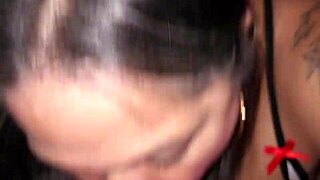 Madura caliente flashes huge chubby ass shaking in lingerie leggings bath pov! 😘