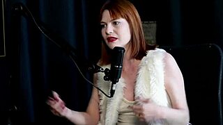 Sexologist talks tantric sex vs traditional, with fingering tip.