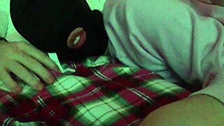 Married slut hides face giving sloppy head on camera to keep affair secret