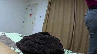 Äitini tykkää reggaetonista joten tykkää kyrvästä