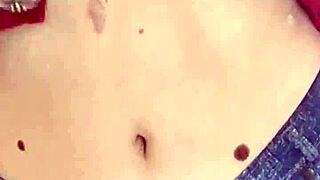 Fetish Mistress Elza Koms: Beautiful Pussy Lips and Nasty Striptease Barefoot