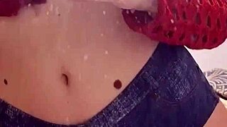 Fetish Mistress Elza Koms: Beautiful Pussy Lips and Nasty Striptease Barefoot