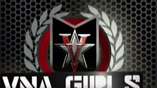 libidinous lauren phillips masturbates with big pussy lips and clit