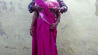 Bhabhi in Pink Saree Gets Pussy Torn!