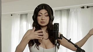 Thick brunette cami strella hits new highs with dante colle.