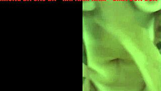 Vietnamita paga dívida com foda enquanto o marido tá fora