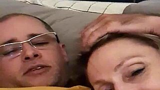 aline jerks flavio before bed 😴