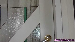 Amateur teen sucking old man's monster cock 😍