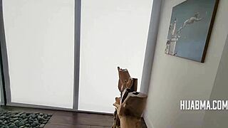 Shy rich muslim milf fucks handyman