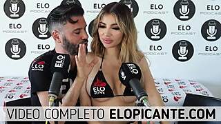 Elo Podcast Le Pega Con La Paleta A Veve Valencia