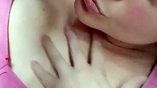 Blonde masturbation call?