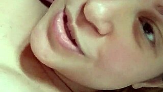 Blonde masturbation call?