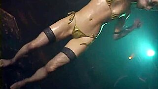 japanese dance performance in traditional style