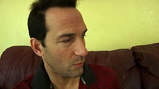 Avy Lee Roth Loves Those Creampies In Lesbian Solo Masturbation?