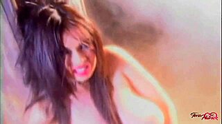 Brunette Tera Patrick draws out Spyder Jones' creamy jizz with deepthroat and ass to mouth