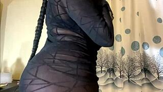 Thick Slut Shows Big Pussy and Huge Booty with Dildo in Curvy Amateur Costume