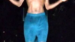 Park 1 workout scene