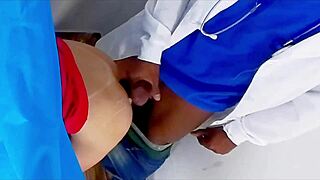 marido corno watches wife get massaged outdoors!