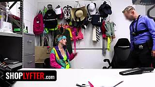 Incompetent shoplifter questioned in backroom