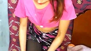 Bonneyuwu's Pre-Recording Workout Routine: Cute And Petite Tease