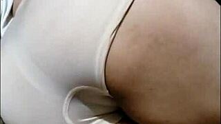 Me quedo en casa de doña mary y me la cojo en la noche